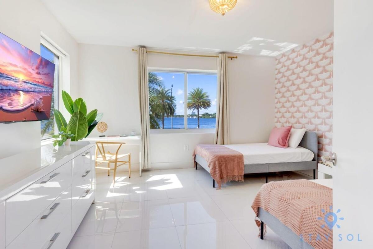 Free Parking, Bay View, Pool, Step To Beach 好莱坞 外观 照片