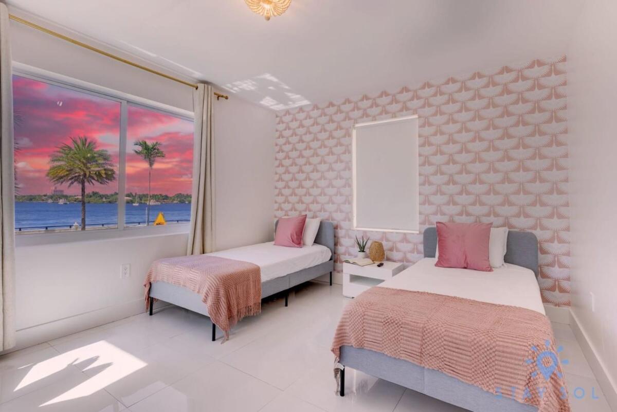 Free Parking, Bay View, Pool, Step To Beach 好莱坞 外观 照片