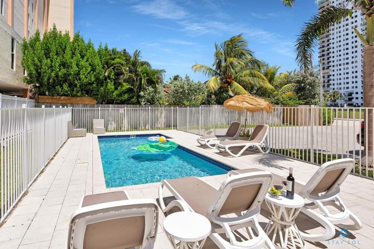 Free Parking, Bay View, Pool, Step To Beach 好莱坞 外观 照片